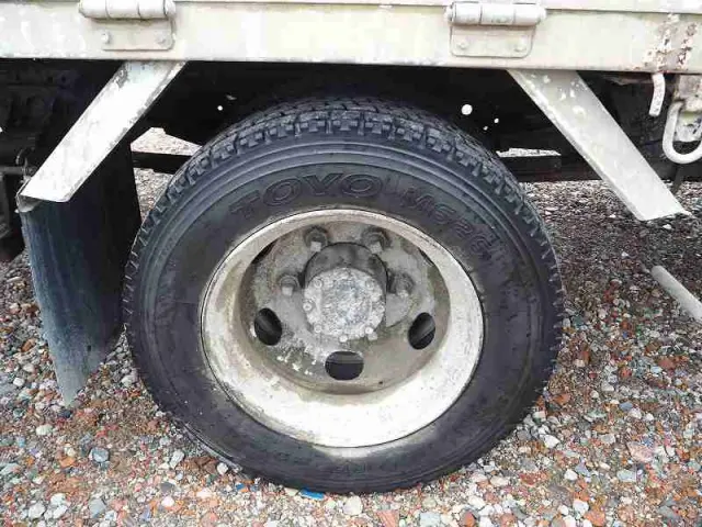 三菱 キャンター KK-FE83EGY(2WD)の写真30