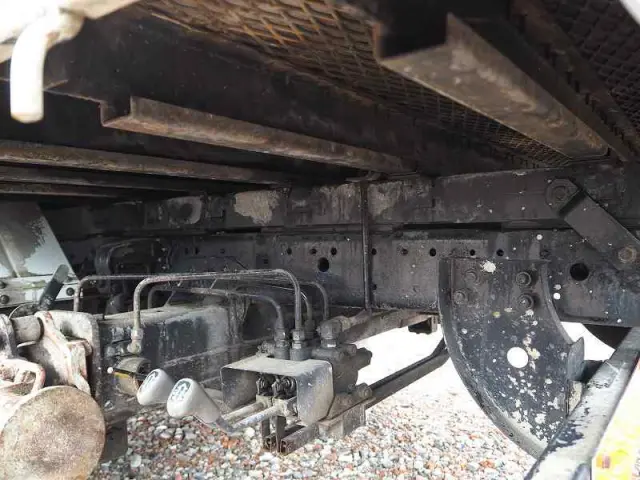 三菱 キャンター KK-FE83EGY(2WD)の写真35