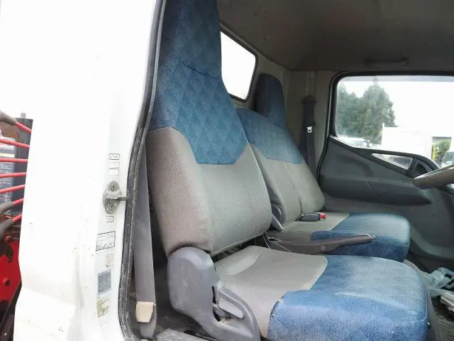 三菱 キャンター KK-FE83EGY(2WD)の写真44
