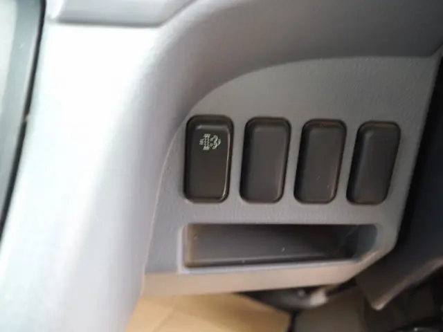 三菱 キャンター SKG-FEA70(2WD)の写真48