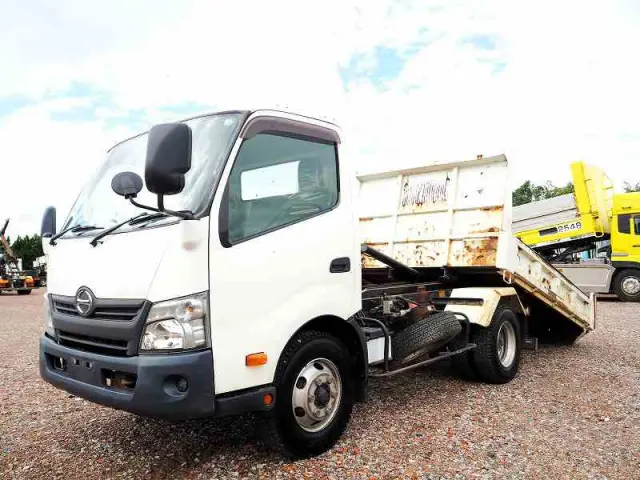 日野 デュトロ TKG-XZU700X(2WD)の写真1