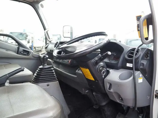 日野 デュトロ TKG-XZU700X(2WD)の写真36
