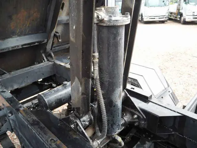 三菱 キャンター SKG-FEA80(2WD)の写真23