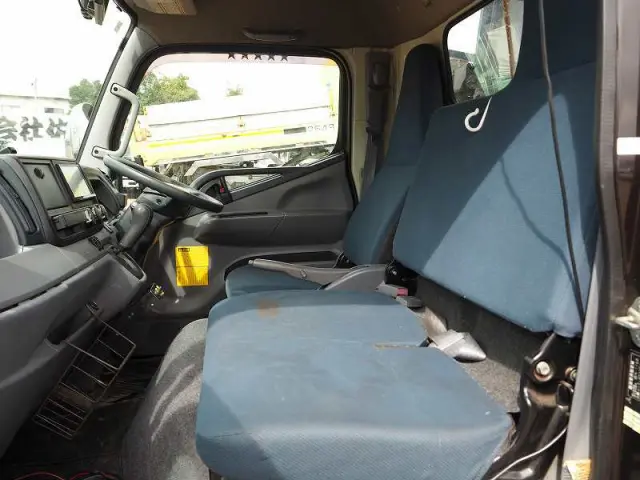 三菱 キャンター SKG-FEA80(2WD)の写真40