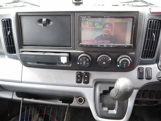 三菱 キャンター SKG-FEA80(2WD)の写真45