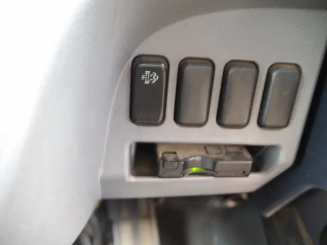 三菱 キャンター SKG-FEA80(2WD)の写真46