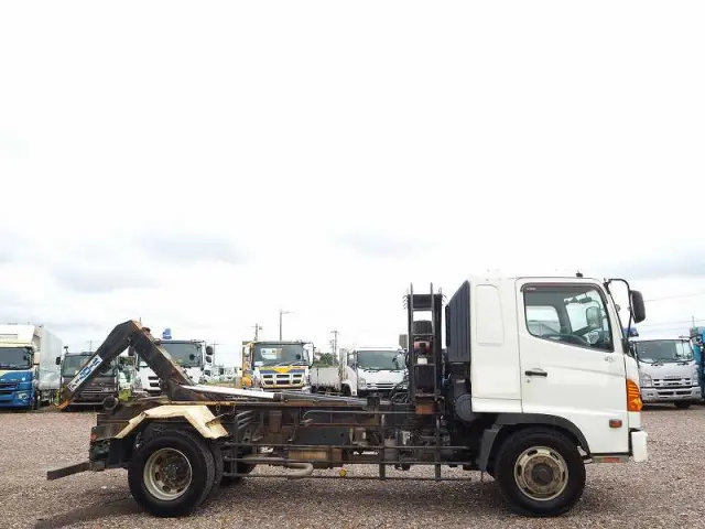 日野 レンジャー BDG-FE7JGWA(2WD)の写真7