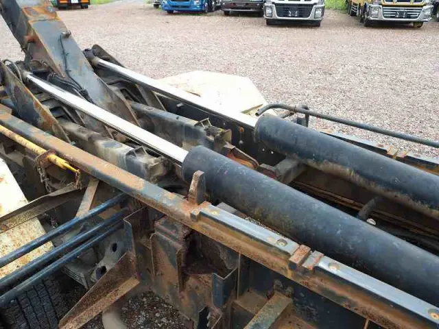 日野 レンジャー BDG-FE7JGWA(2WD)の写真8