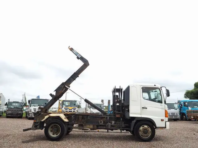 日野 レンジャー BDG-FE7JGWA(2WD)の写真13