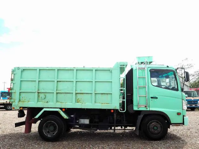 日野 レンジャー ADG-FD7JDWA(2WD)の写真6