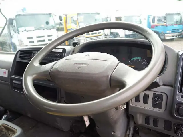 三菱 ファイター KK-FK61HJ(2WD)の写真42