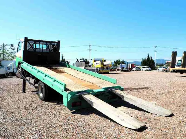 三菱 キャンター TPG-FEB90(2WD)の写真3