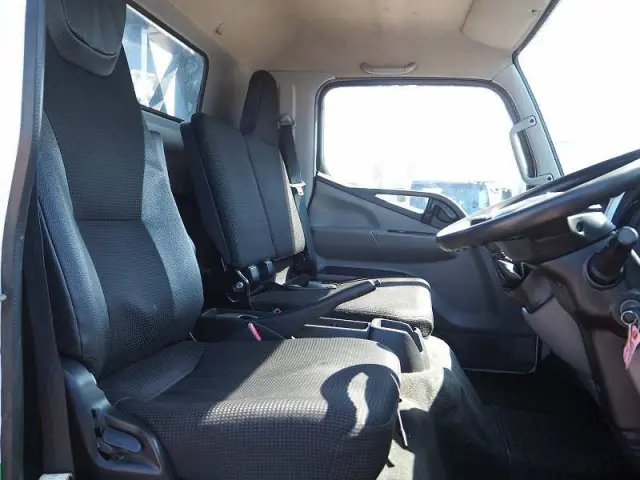 三菱 キャンター TPG-FEB90(2WD)の写真47