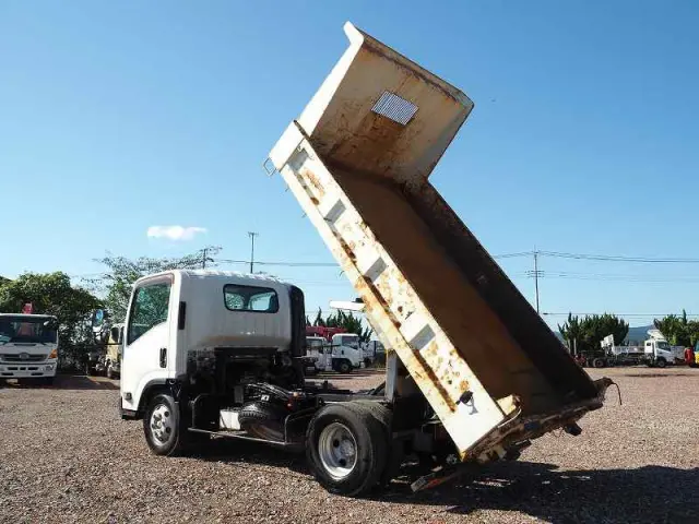 いすゞ エルフ TKG-NPR85YN(2WD)の写真20