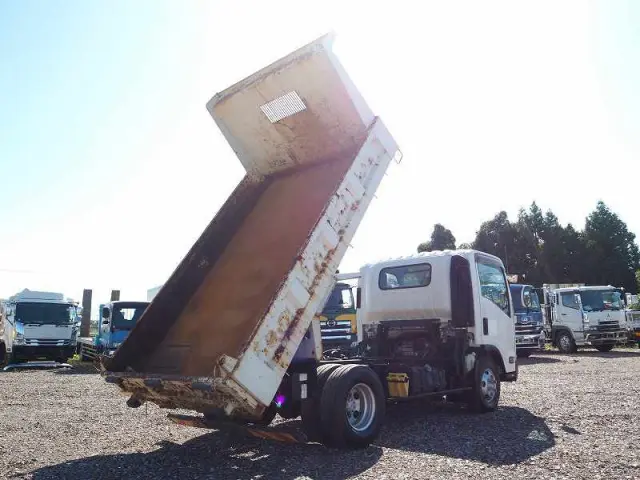 いすゞ エルフ TKG-NPR85YN(2WD)の写真21