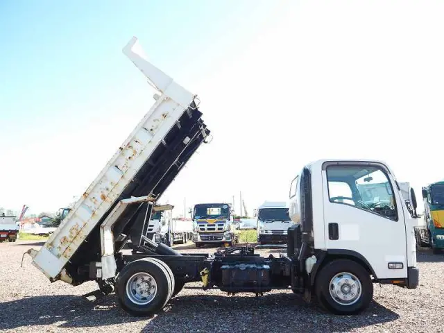 いすゞ エルフ TKG-NPR85YN(2WD)の写真22