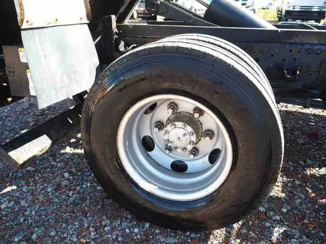 いすゞ エルフ TKG-NPR85YN(2WD)の写真26