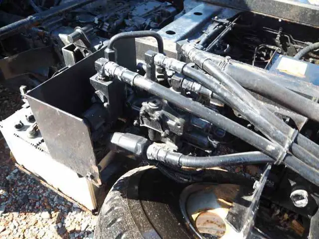 いすゞ エルフ TKG-NPR85YN(2WD)の写真34