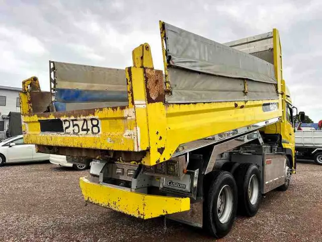 ＵＤ クオン QKG-CW5XL(6x4)の写真6