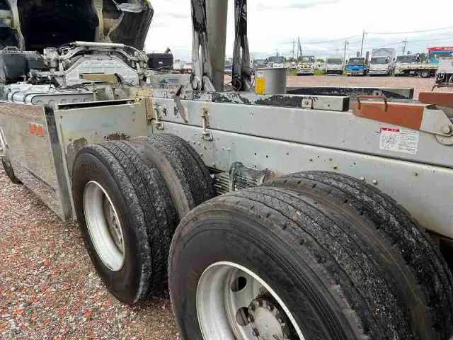 ＵＤ クオン QKG-CW5XL(6x4)の写真25