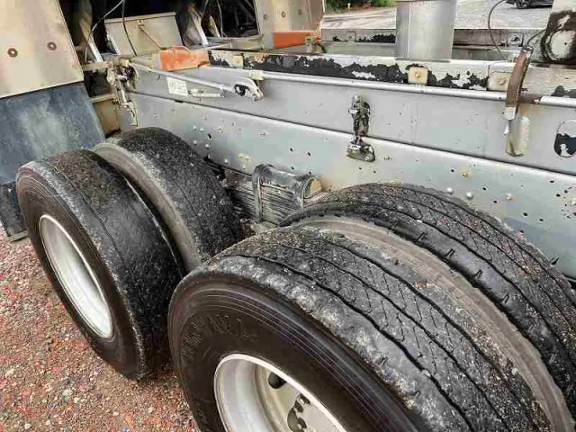 ＵＤ クオン QKG-CW5XL(6x4)の写真29