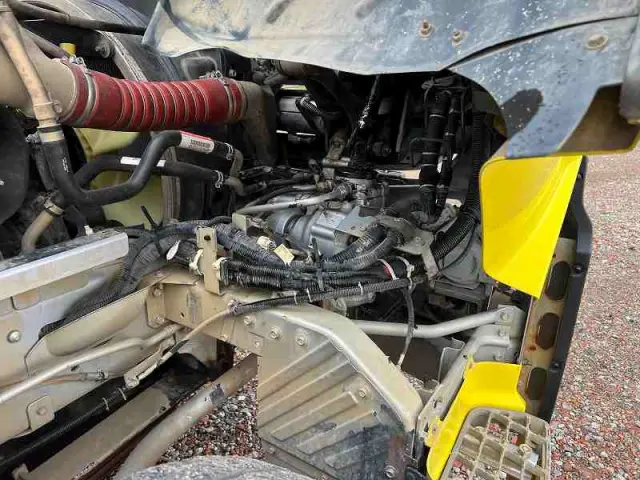 ＵＤ クオン QKG-CW5XL(6x4)の写真32