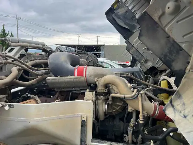 ＵＤ クオン QKG-CW5XL(6x4)の写真39