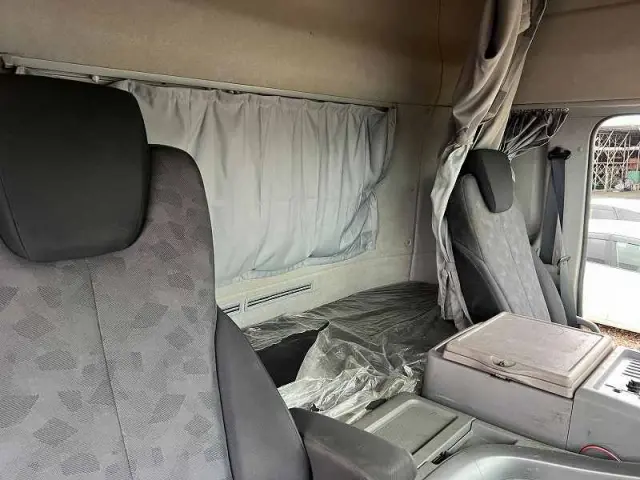 ＵＤ クオン QKG-CW5XL(6x4)の写真45