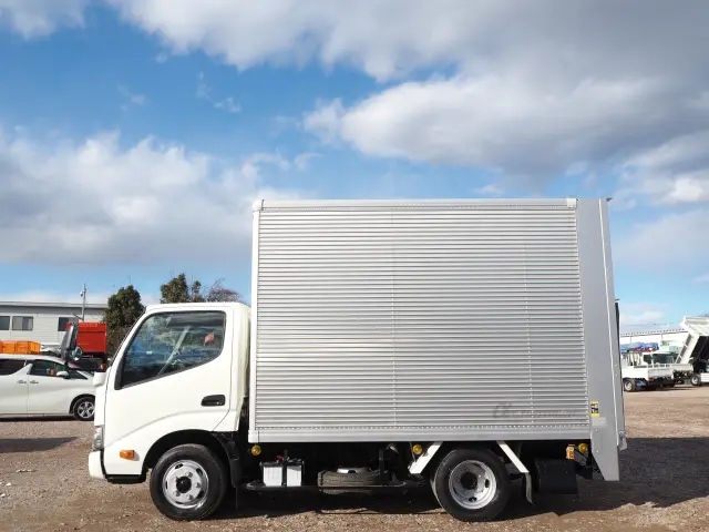 トヨタ トヨエース TKG-XZC605(2WD)の写真2