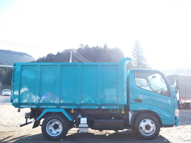 トヨタ ダイナ PB-XZU368(4WD)の写真6