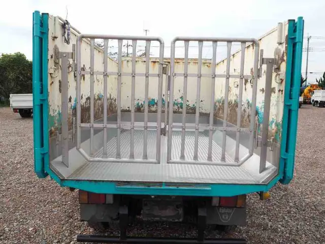 トヨタ ダイナ PB-XZU368(4WD)の写真8