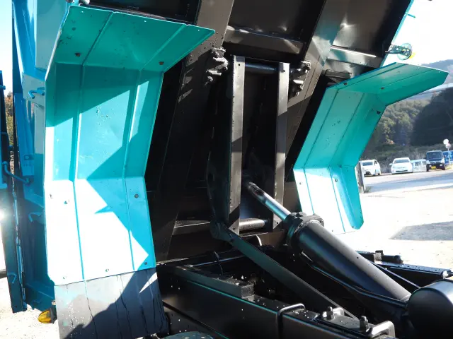 トヨタ ダイナ PB-XZU368(4WD)の写真24