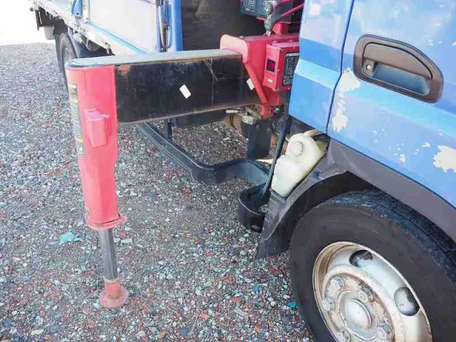 三菱 キャンター PA-FE83DEY(2WD)の写真9