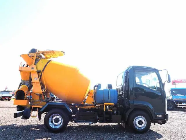 いすゞ フォワード 2PG-FRR90S1(2WD)の写真6