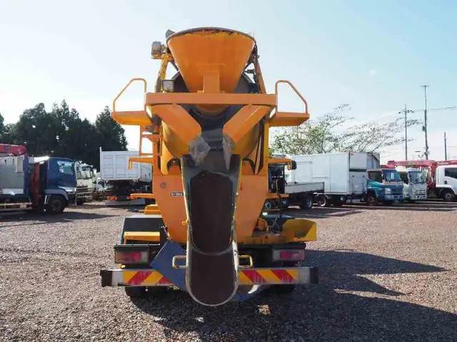 いすゞ フォワード 2PG-FRR90S1(2WD)の写真24