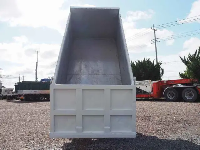 いすゞ エルフ PB-NKS81AN(4WD)の写真12