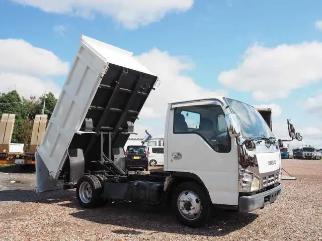 いすゞ エルフ PB-NKS81AN(4WD)の写真15