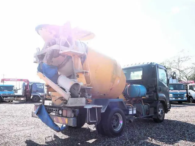 いすゞ フォワード SKG-FRR90S1(2WD)の写真5