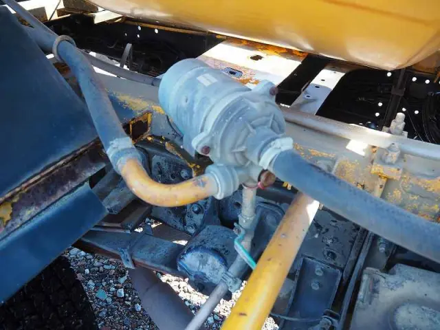 いすゞ フォワード SKG-FRR90S1(2WD)の写真13