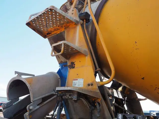 いすゞ フォワード SKG-FRR90S1(2WD)の写真16