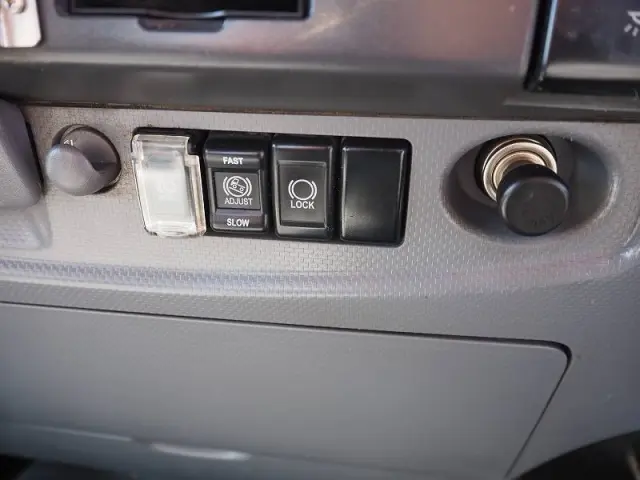 いすゞ フォワード SKG-FRR90S1(2WD)の写真47