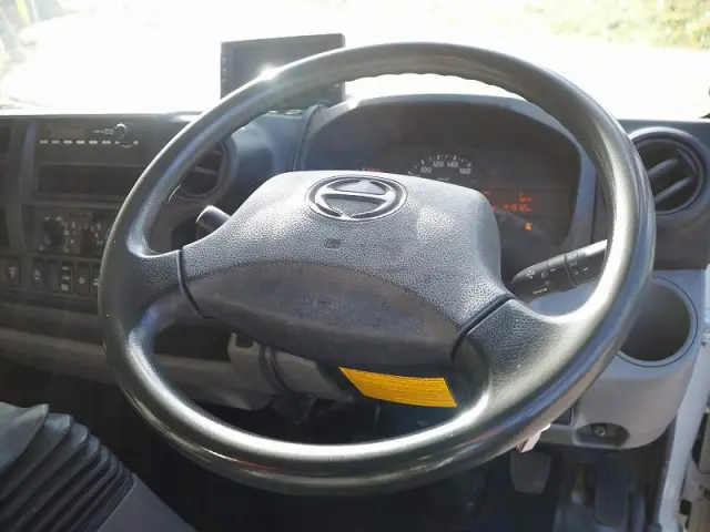 日野 デュトロ SKG-XZU720M(2WD)の写真47