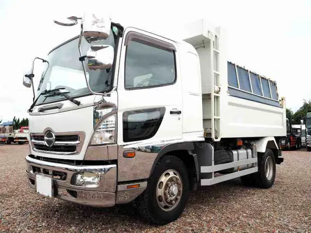日野 レンジャー ADG-FE7JEWA(2WD)の写真1