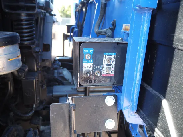 日野 レンジャー LDG-GK8JRAA(6x4)の写真18