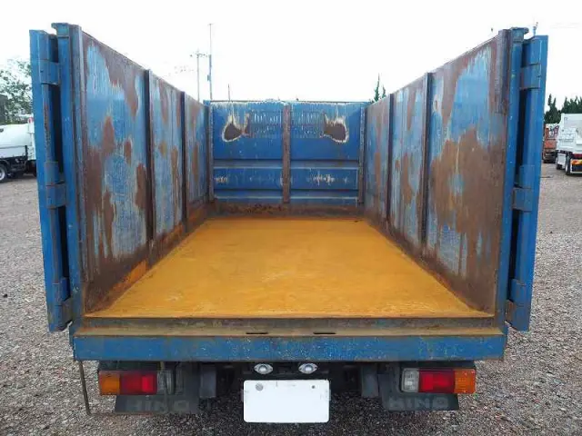 日野 デュトロ BDG-XZU368T(4WD)の写真9