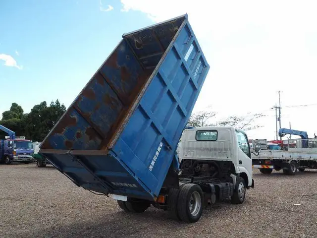 日野 デュトロ BDG-XZU368T(4WD)の写真18