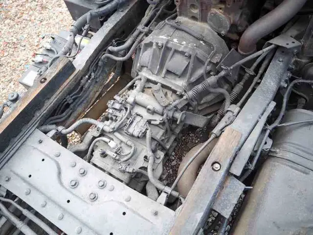 日野 デュトロ BDG-XZU368T(4WD)の写真28