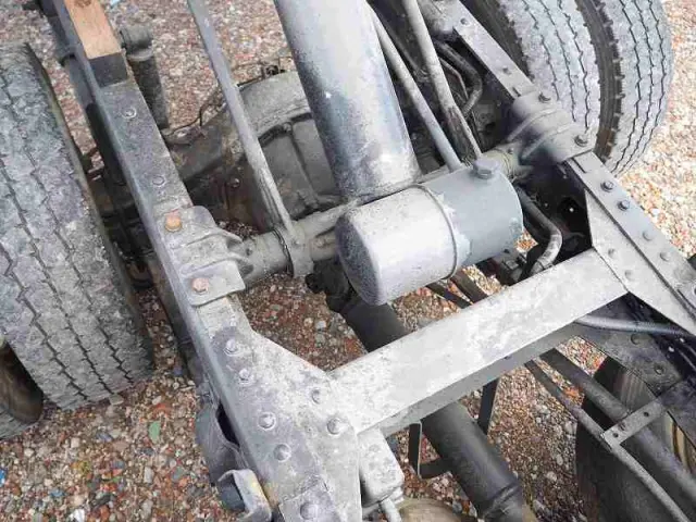 日野 デュトロ BDG-XZU368T(4WD)の写真30