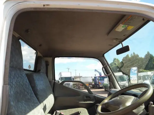 日野 デュトロ BDG-XZU368T(4WD)の写真47