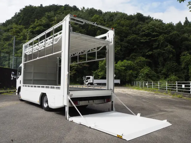 いすゞ エルフ PKG-NPR75N(2WD)の写真3